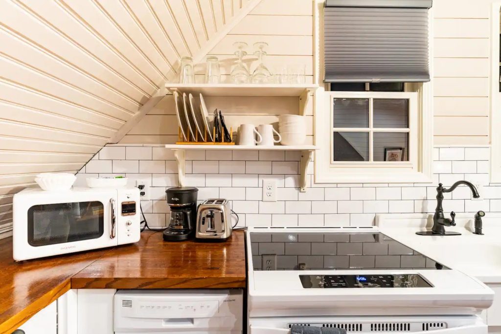 Autentica Tiny House Onde a Simplicidade Encontra o Estilo 7 1024x683 - Autêntica Tiny House Onde a Simplicidade Encontra o Estilo