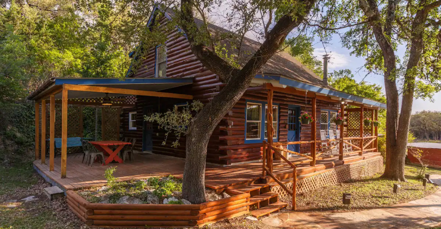 Awesome Log House - Casa de Madeira Incr&iacute;vel