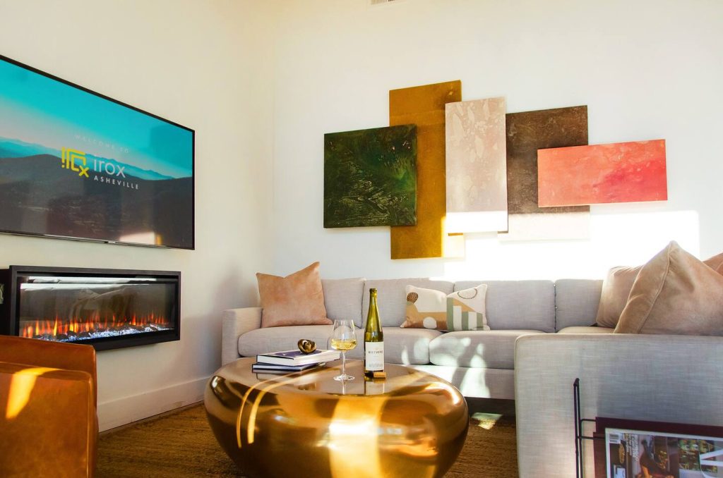 Casa Pequena de Luxo com Vista Deslumbrante para a Montanha 1 1024x678 - Casa Pequena de Luxo com Vista Deslumbrante para a Montanha