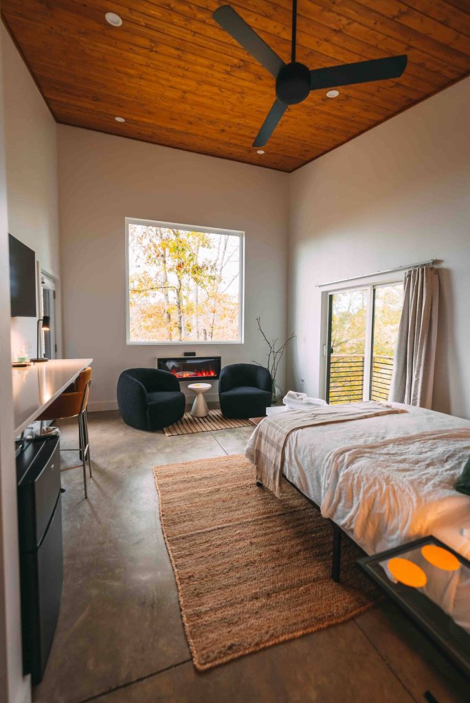 Casa Pequena de Luxo com Vista Deslumbrante para a Montanha 9 684x1024 - Casa Pequena de Luxo com Vista Deslumbrante para a Montanha