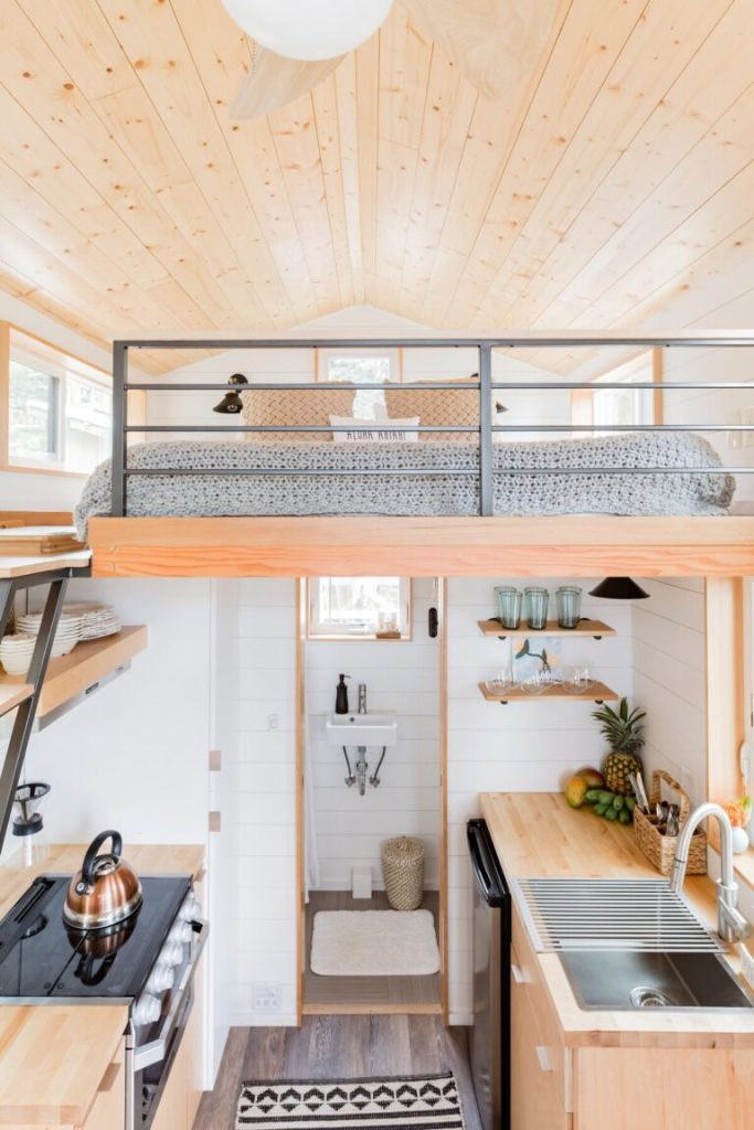 Tiny House Sustentavel Como Viver de Forma Ecologica 9 683x1024 - Tiny House Sustentável: Como Viver de Forma Ecológica