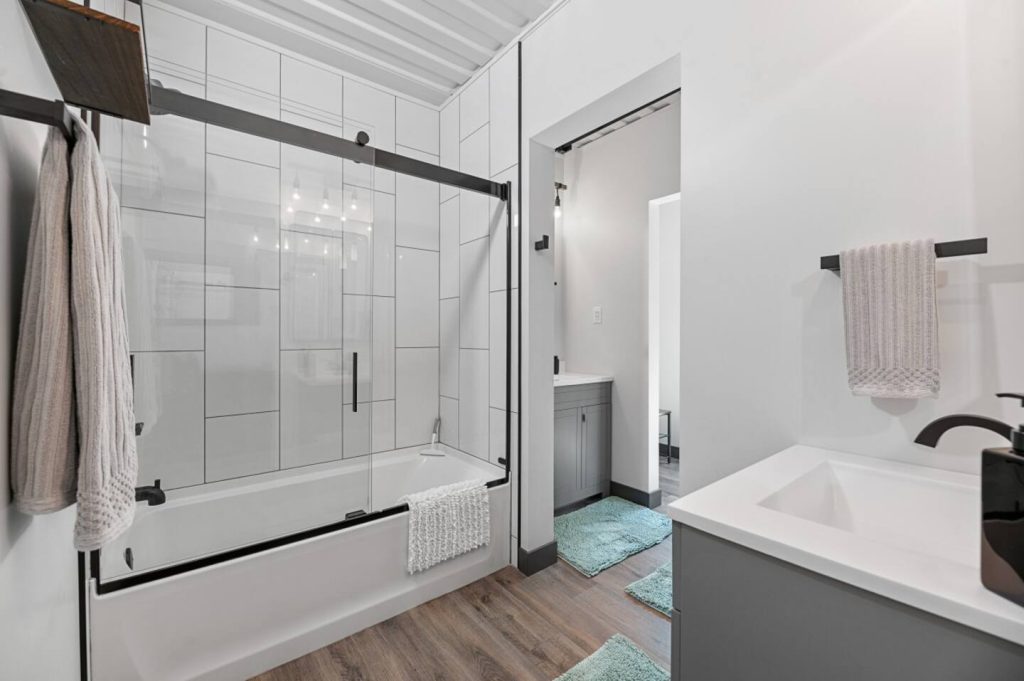 Magnifica construcao de casa conteiner de dois andares 16 1024x681 - Magnífica construção de casa contêiner de dois andares